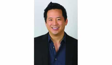 Up and At 'Em: Thomas Su, MD, Prefers His Lipsocution Patients to Be Wide Awake