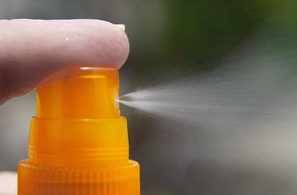 Researchers Found Sunscreen Offers Better Protection than Umbrellas