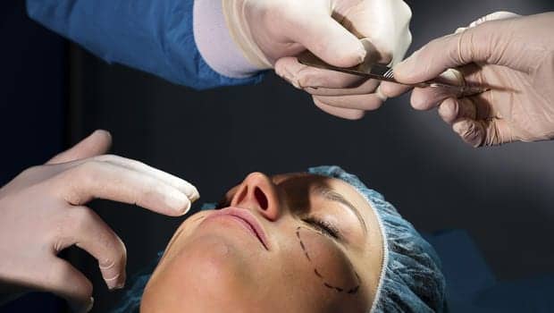 Plastic Surgeons Often Miss Patients' Mental Disorders