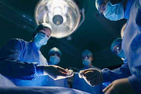 Should Your Doctor Be Allowed to Snapchat During Your Butt Lift?