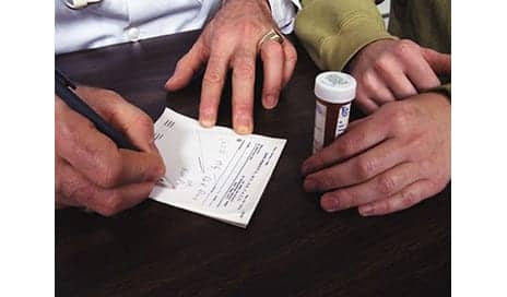 Doctors Prescribing Too Many Opioids After Nose Jobs
