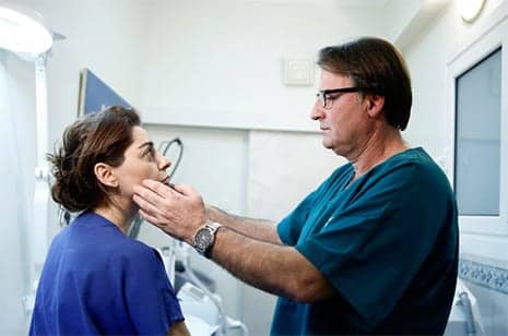 The Lipstick Effect: Greeks Discover Need to Pamper in Crisis