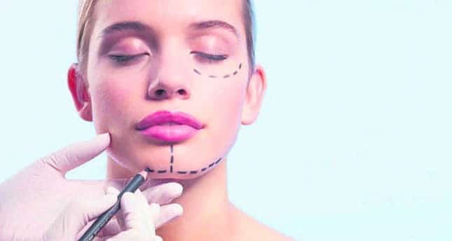 Plastic Surgery On Rise Among Beauty Aficionado Turkish Youth