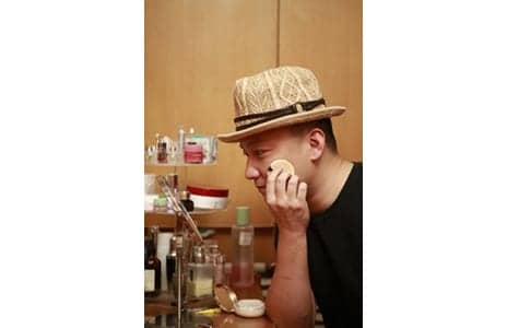 An Increasing Number of Chinese Males Are Becoming Interested in Makeup and Body Care