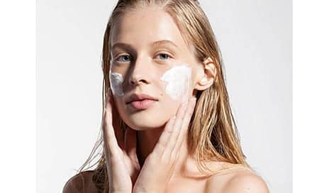 Why You Should Always Wear Sunscreen While Flying, According to a Dermatologist