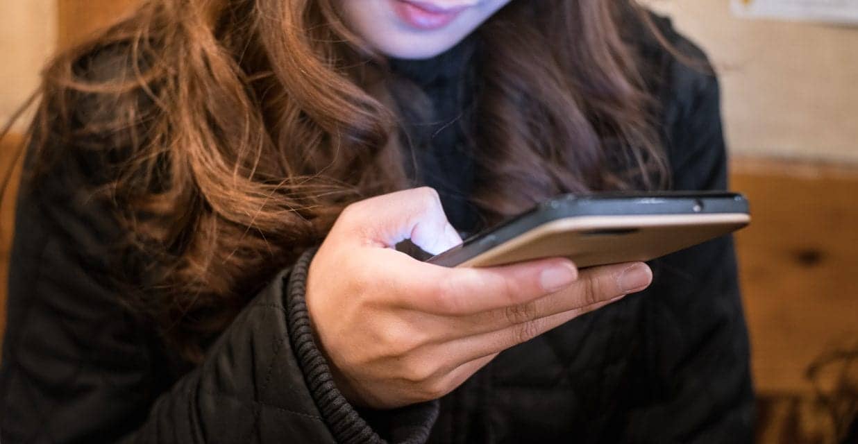 Your Phone Could Be Aging Your Skin