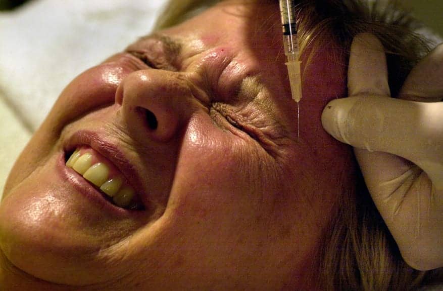 Frumpy Middle-Aged Mom: I Thought I Was Looking At a Death Mask, Then I Realized She Was Alive