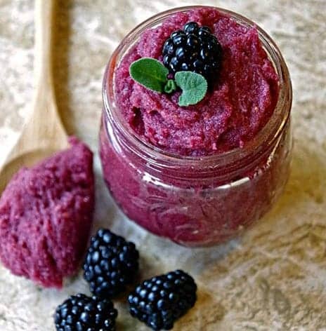 10 Best Organic DIY Body Scrubs For Clear And Radiant Skin