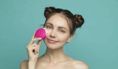 The Next Generation of Beauty Devices Are Using AI and IoT Technology to Win Over Customers