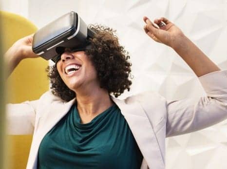 How Augmented and Virtual Reality is Playing a Major Role in Surgery