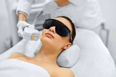 Are Facials Good For You? The Positives and Negatives of This Popular Skin Care Treatment
