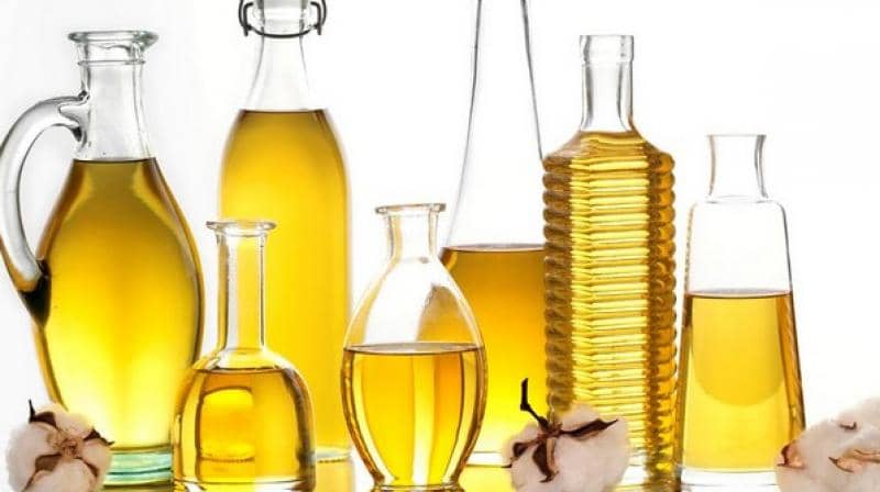 Consuming Oil in Well-Balanced Ketogenic Diet Can Be Beneficial for Skin