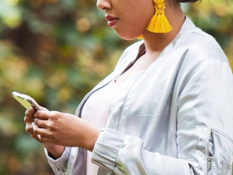 What Can an Online Dermatologist Actually Do for You?