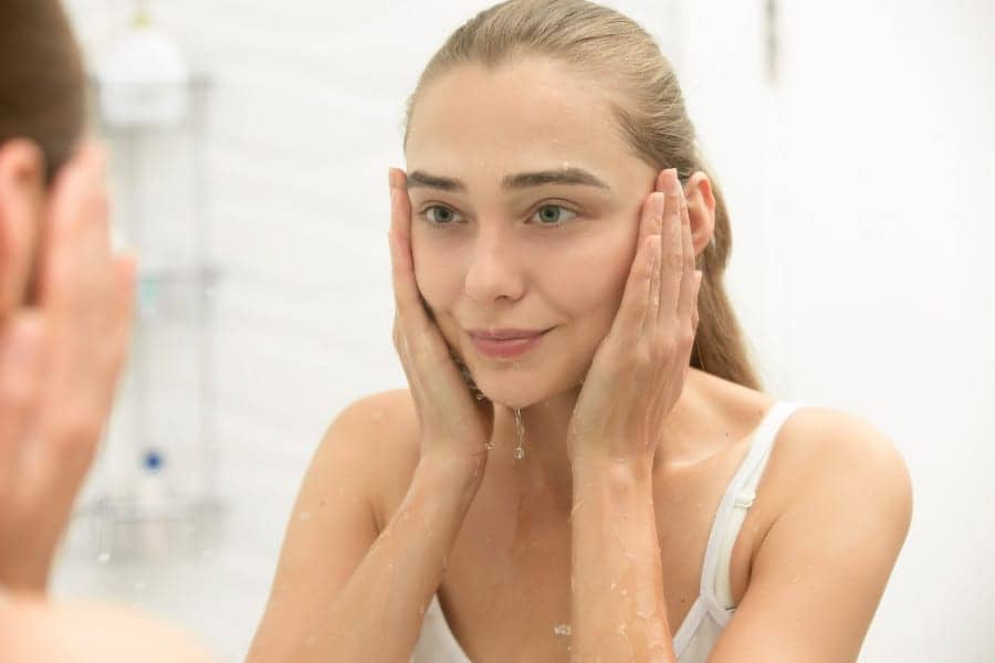 Want to Avoid Looking Hungover? How to Look Fresh-Faced in the New Year