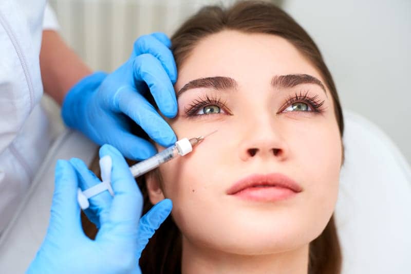 Considering Undereye Filler? Here’s What to Expect