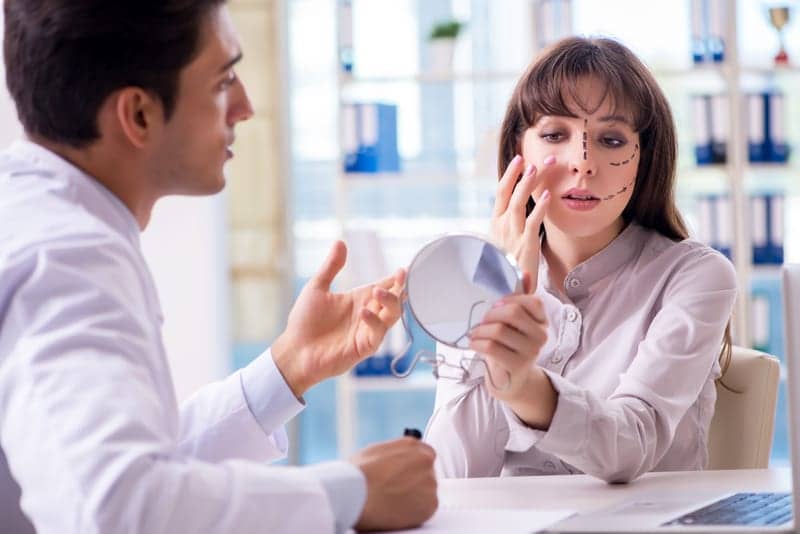 Jewish Patients Taking New Look At Rhinoplasty