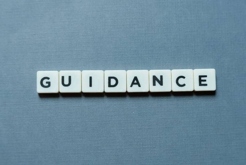 Here’s What Top Plastic Surgeons Want You to Know About the New FDA Breast Implants Guidance