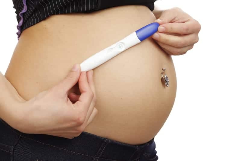 How Your Belly Button Piercing Changes When You Get Pregnant